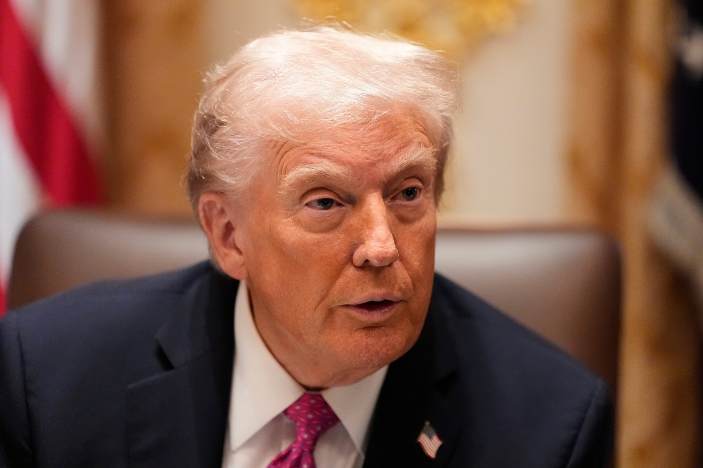 Trump calls Colombia's Petro an ‘illegal drug leader’ and announces tariffs and an end to US aid | iNFOnews.ca Trump calls Colombia's Petro an ‘illegal drug leader’ and announces tariffs and an end to US aid | iNFOnews.ca