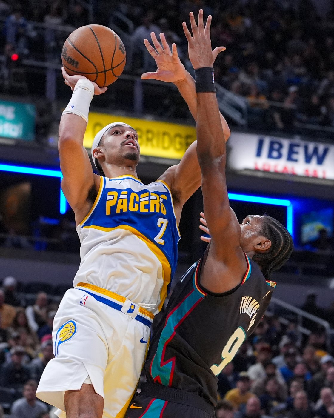 Pacers star Andrew Nembhard donates equipment to Malvern Family Resource Centre | iNFOnews.ca Pacers star Andrew Nembhard donates equipment to Malvern Family Resource Centre | iNFOnews.ca