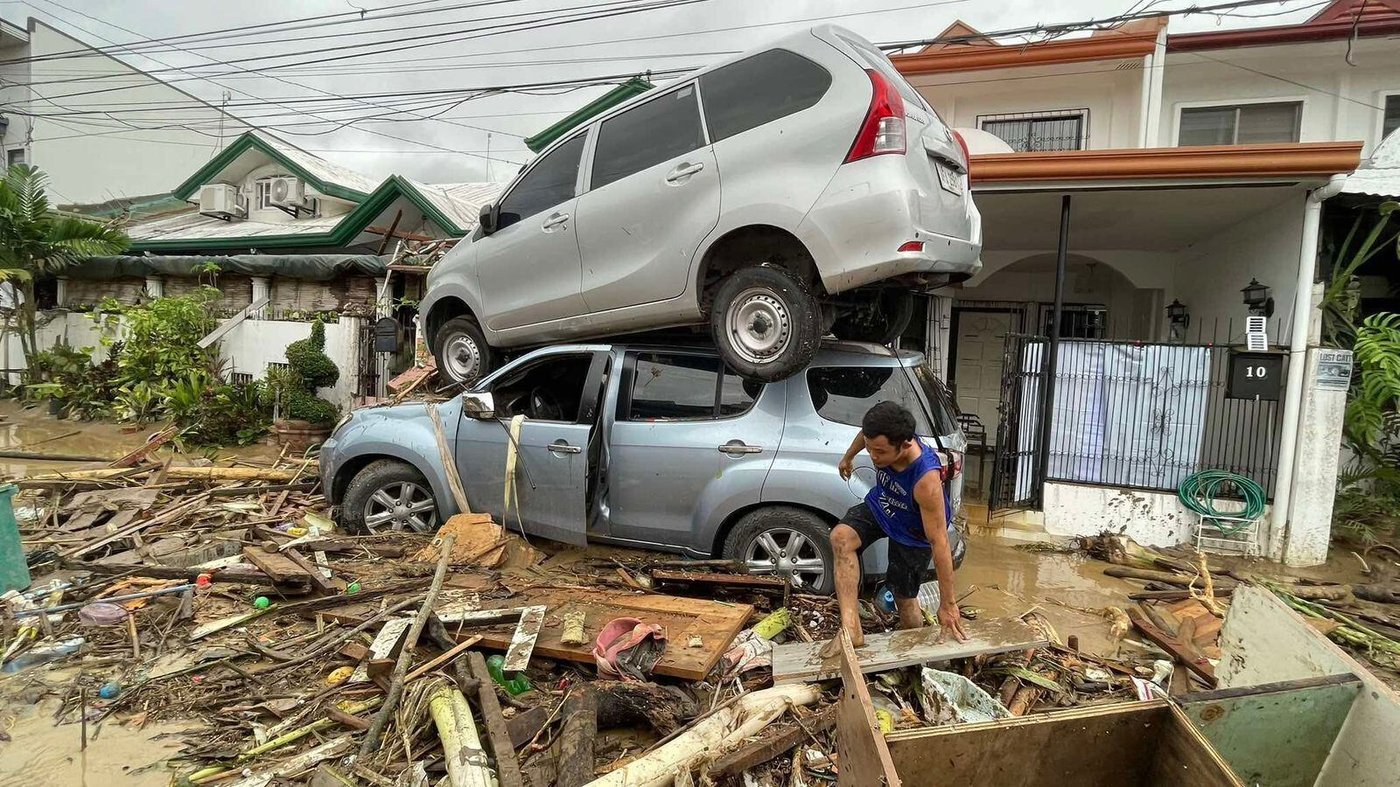Photos show the impact of Typhoon Kalmaegi on the Philippines | iNFOnews.ca