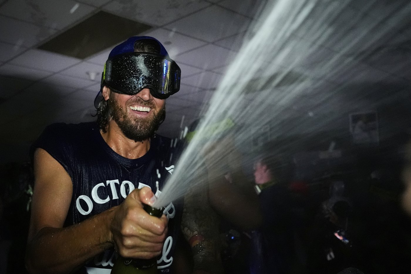 American League-best Blue Jays beat Royals 8-5 and clinch their 1st postseason berth since 2023 | iNFOnews.ca American League-best Blue Jays beat Royals 8-5 and clinch their 1st postseason berth since 2023 | iNFOnews.ca