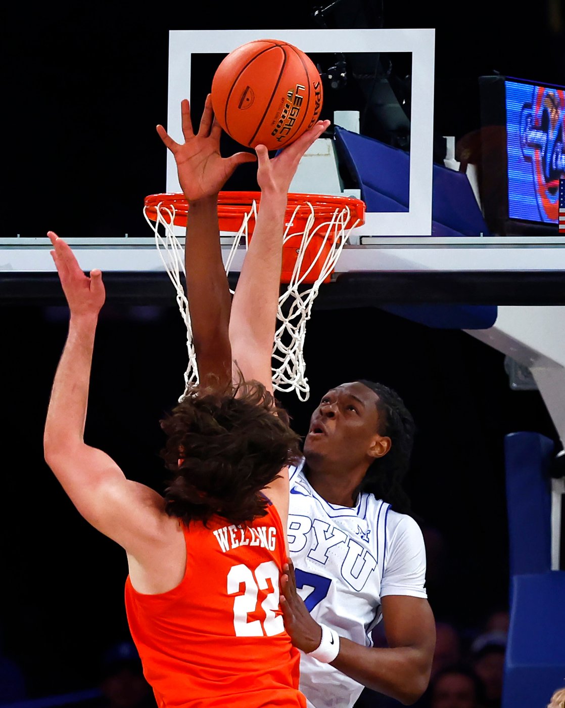 Wright hits winning 3 at buzzer and Dybantsa scores 28 as No. 10 BYU rallies past Clemson 67-64 | iNFOnews.ca