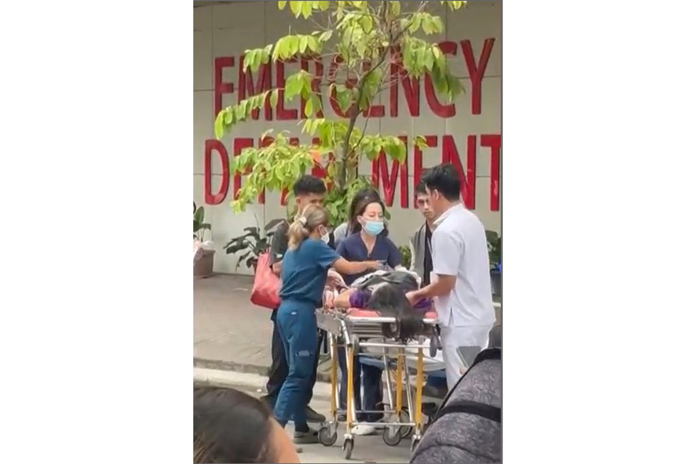 Powerful earthquake off southern Philippines kills 2 people, causes damages and tsunami evacuations | iNFOnews.ca Powerful earthquake off southern Philippines kills 2 people, causes damages and tsunami evacuations | iNFOnews.ca