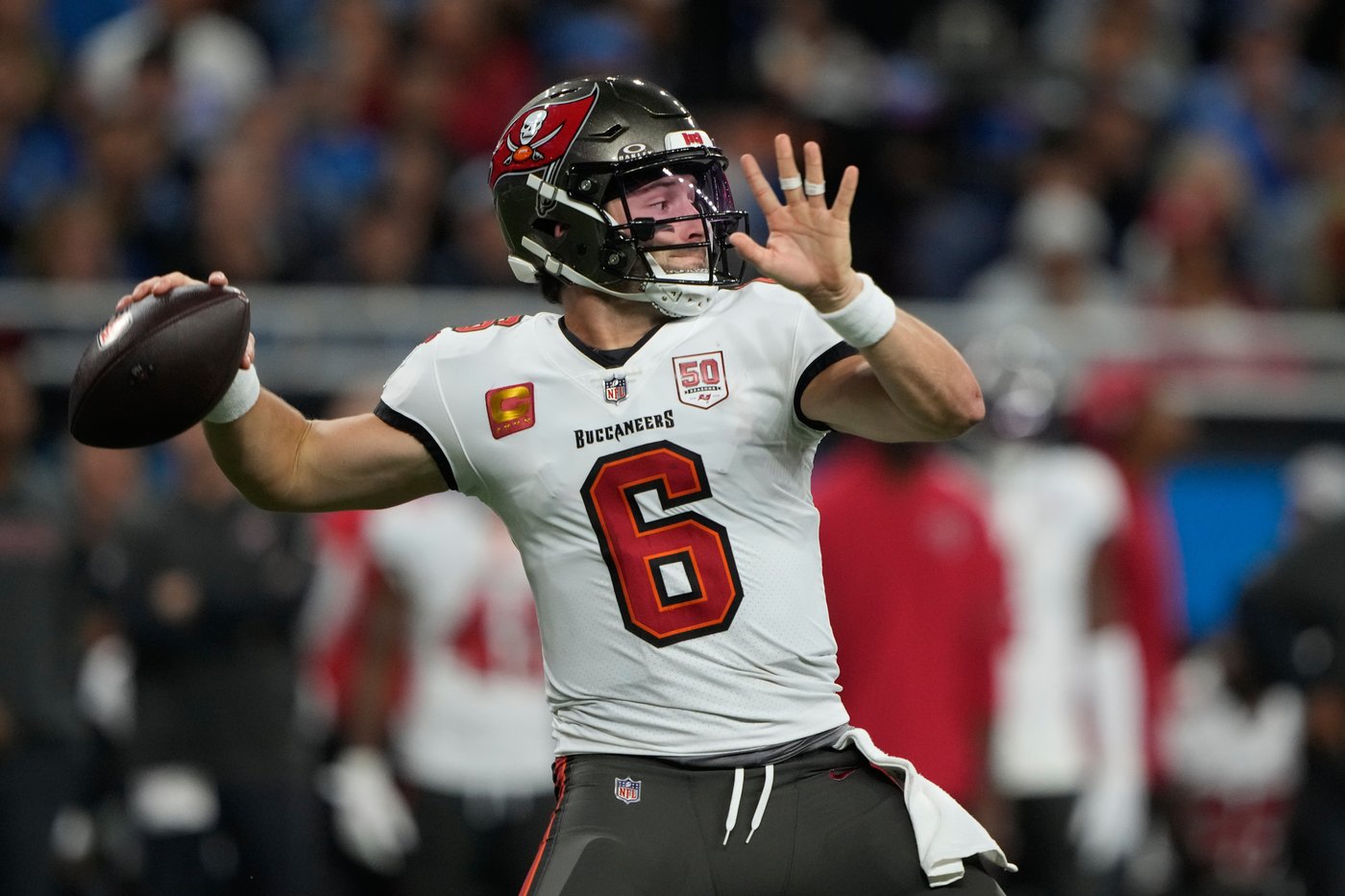 Gibbs has career-high 218 yards of offense and 2 TDs, helping Lions bounce back and beat Bucs 24-9 | iNFOnews.ca