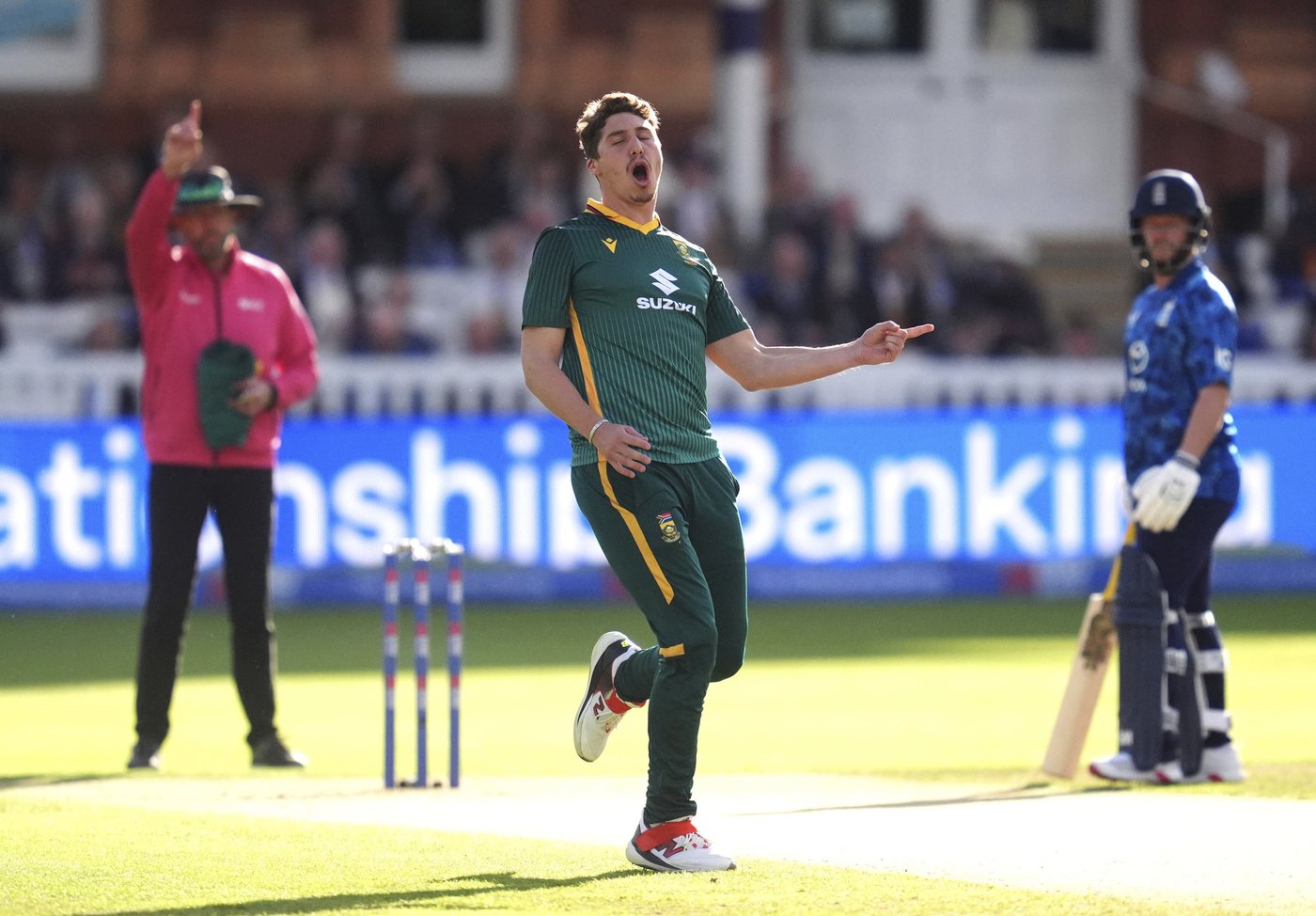 South Africa clinches ODI series against England with exciting 5-run win at Lord's | iNFOnews.ca