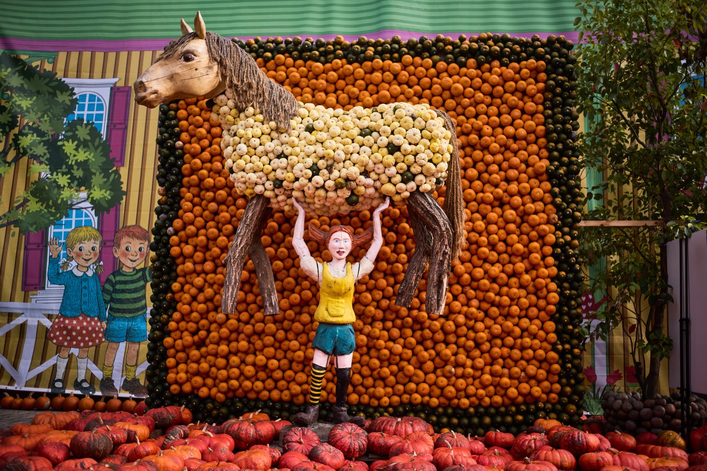 At a pumpkin festival near Berlin, powerful women take shape - one gourd at a time | iNFOnews.ca At a pumpkin festival near Berlin, powerful women take shape - one gourd at a time | iNFOnews.ca