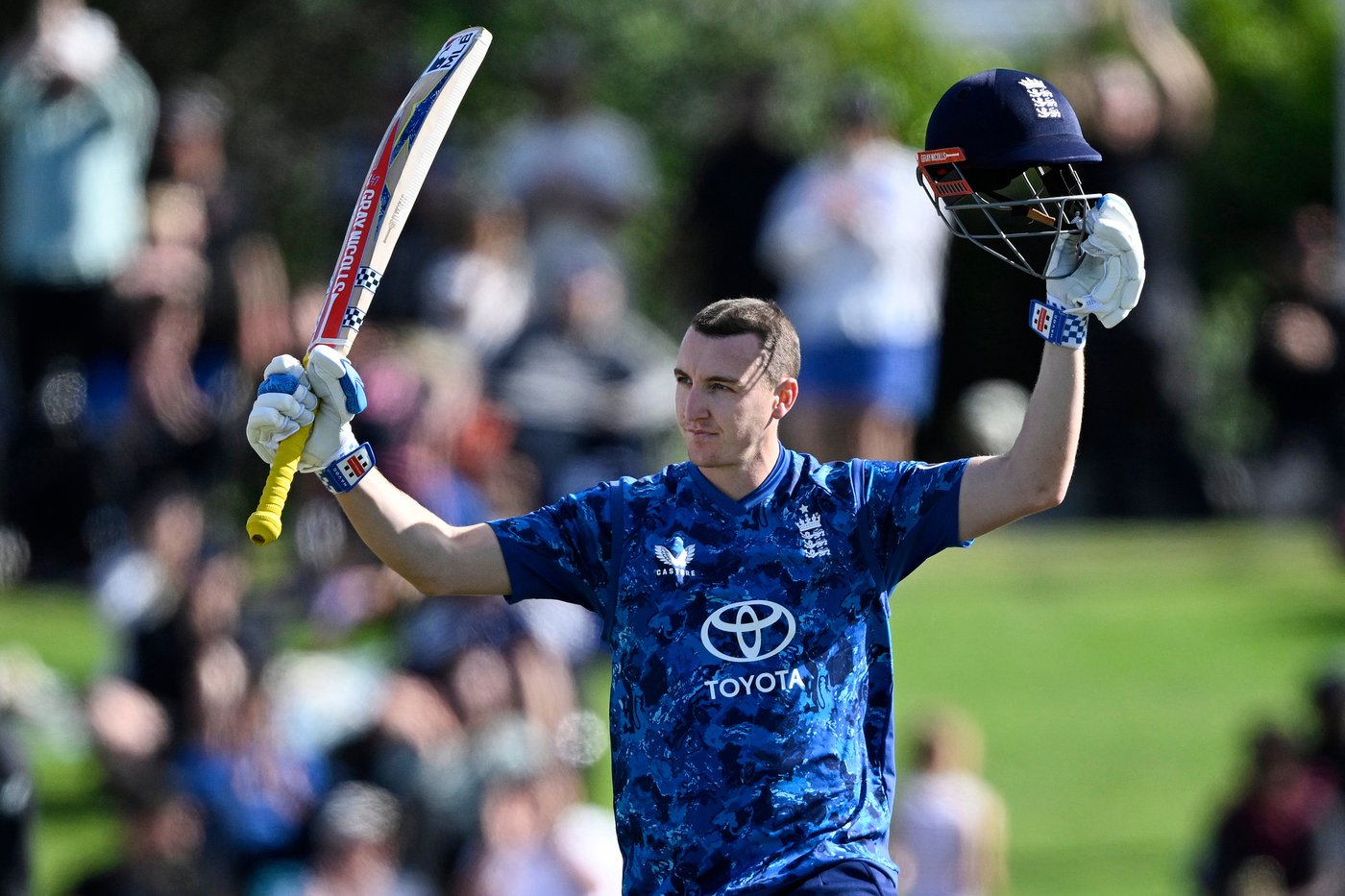 Harry Brook makes 135 but England's Ashes stars struggle in the first ODI against New Zealand | iNFOnews.ca Harry Brook makes 135 but England's Ashes stars struggle in the first ODI against New Zealand | iNFOnews.ca