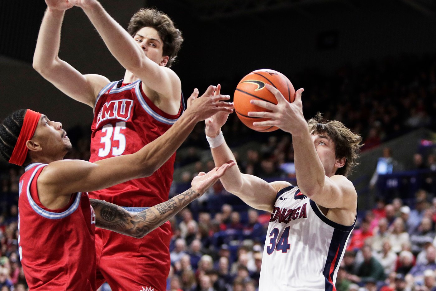 Graham Ike scores 16 points as No. 7 Gonzaga routs Loyola Marymount 82-47 | iNFOnews.ca