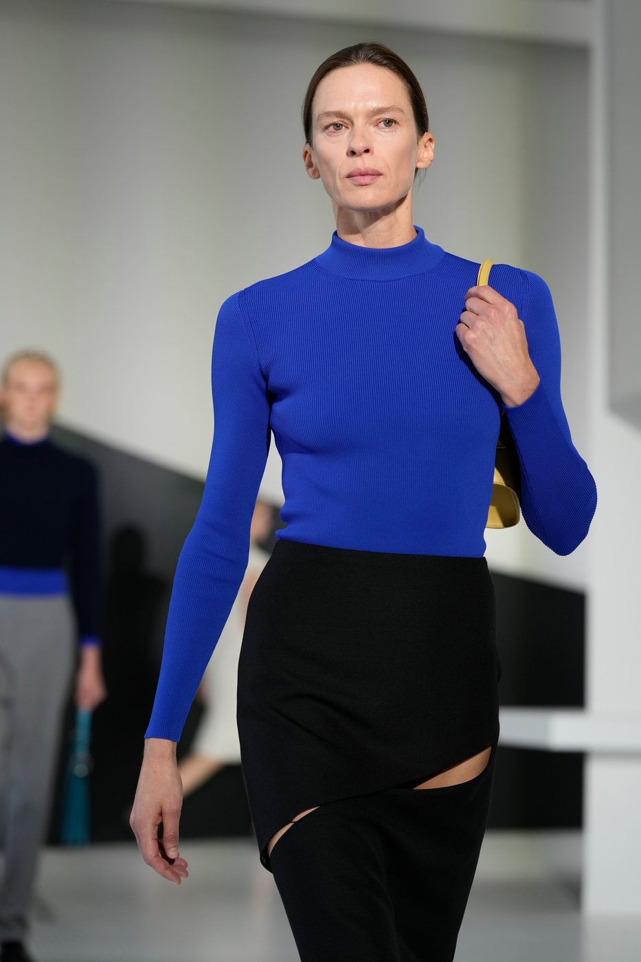 Jil Sander unveils new creative era with crisp, light silhouettes at Milan Fashion Week | iNFOnews.ca