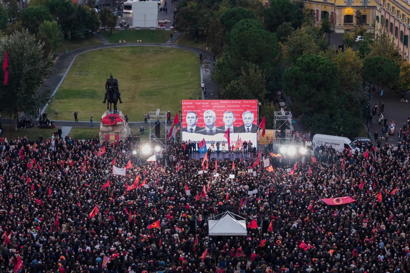 Thousands rally in Albanian capital against EU-backed court prosecuting Kosovo war veterans | iNFOnews.ca Thousands rally in Albanian capital against EU-backed court prosecuting Kosovo war veterans | iNFOnews.ca