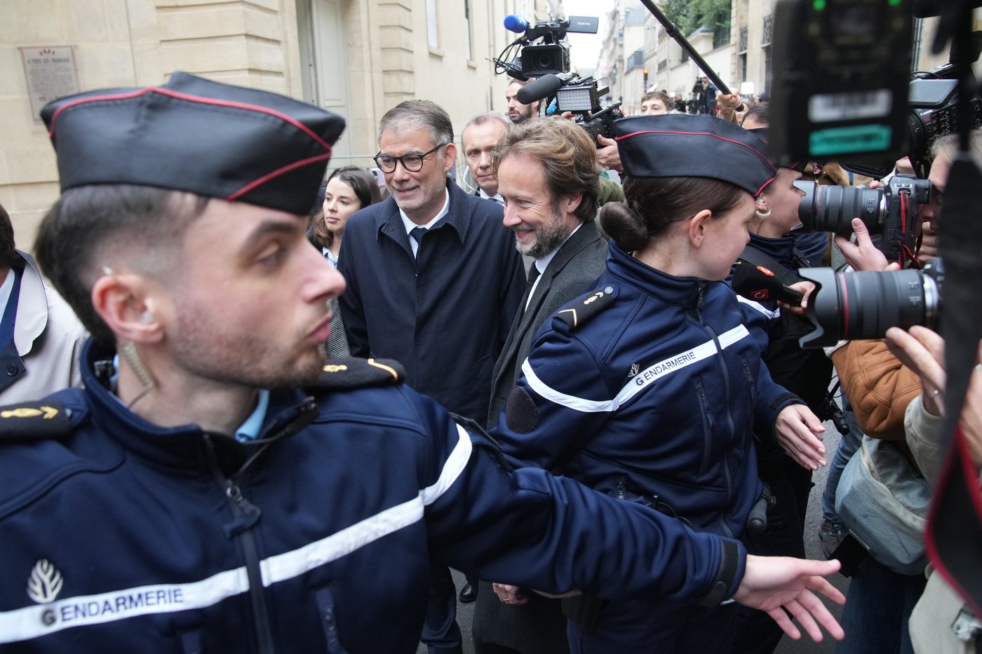After Lecornu’s fall, all eyes on Macron’s next move with France in political turmoil | iNFOnews.ca
