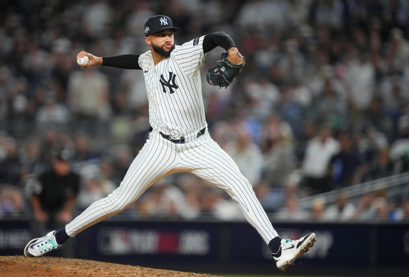 Yankees' Devin Williams says applause `a lot better than what I’ve heard for much of the year' | iNFOnews.ca