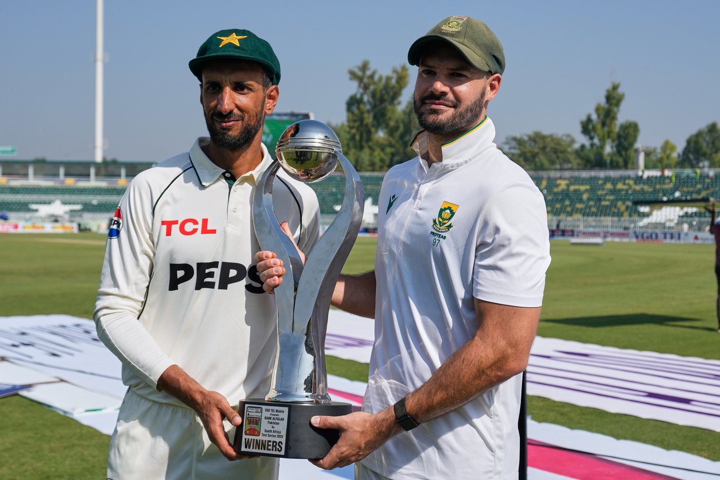 South Africa thrashes Pakistan by 8 wickets to level two-test series | iNFOnews.ca South Africa thrashes Pakistan by 8 wickets to level two-test series | iNFOnews.ca
