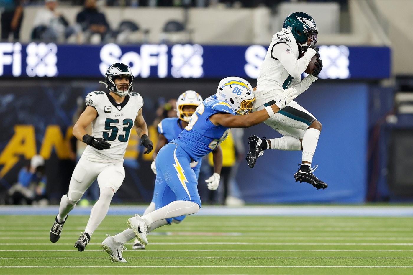 Chargers' Dicker kicks winning field goal, Jefferson's interception seals 22-19 OT win over Eagles | iNFOnews.ca