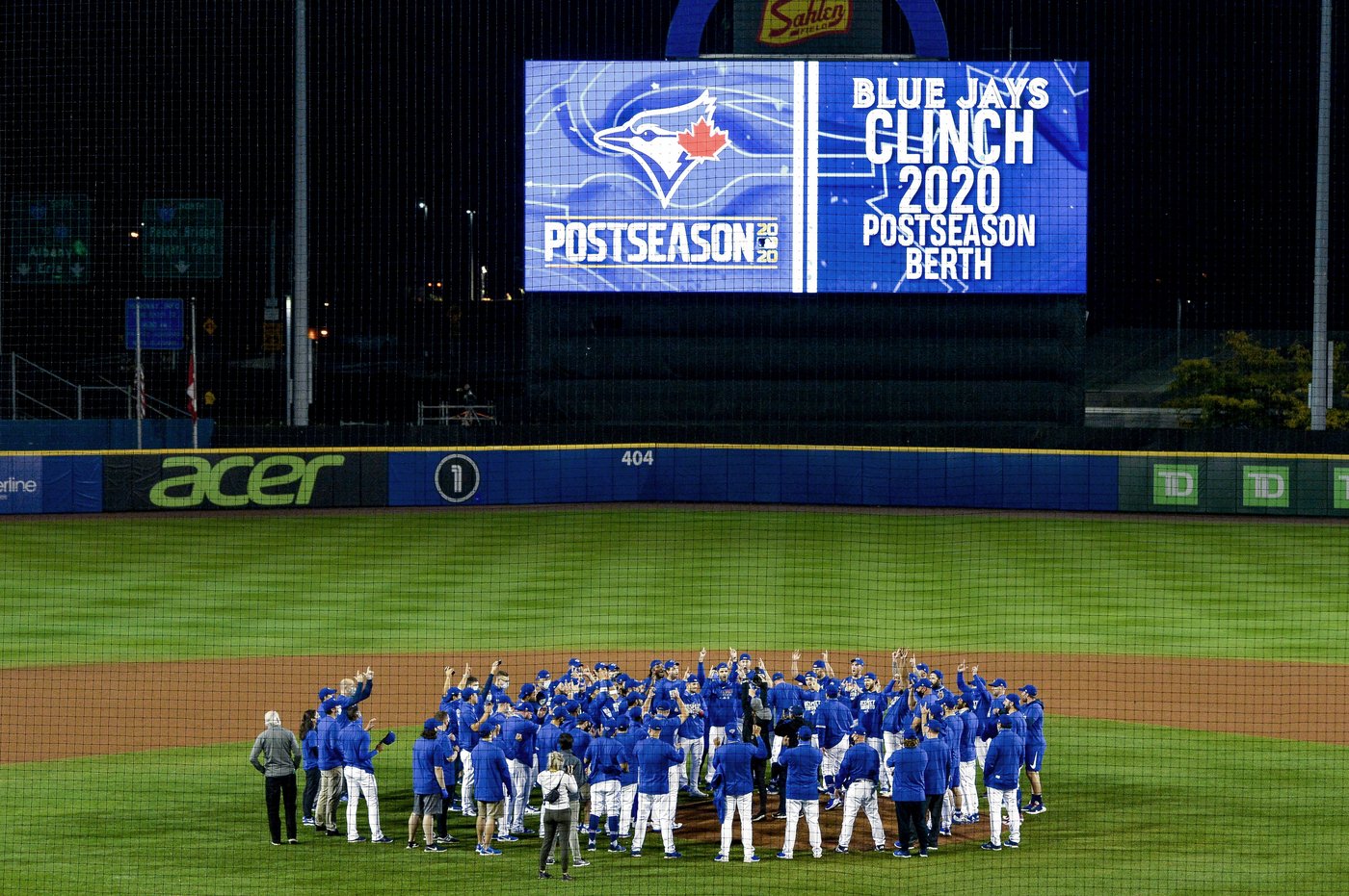 A look back at five memorable stretch drive moments in Blue Jays history | iNFOnews.ca