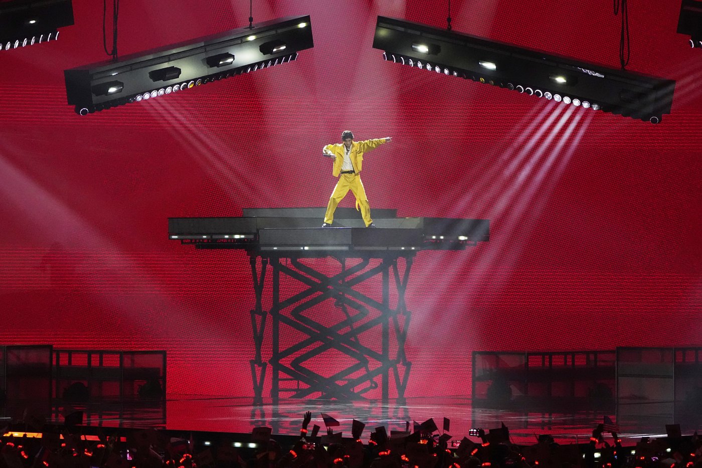 Power, politics and performance: Russia's revamped Intervision song contest names a winner | iNFOnews.ca Power, politics and performance: Russia's revamped Intervision song contest names a winner | iNFOnews.ca