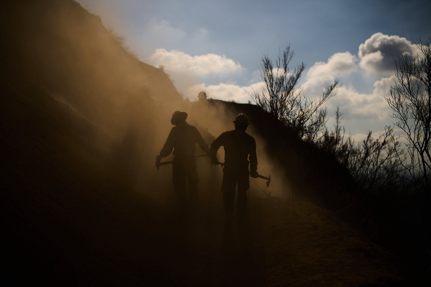 AP photographers capture destruction, heartache and resilience as climate change advanced in 2025 | iNFOnews.ca AP photographers capture destruction, heartache and resilience as climate change advanced in 2025 | iNFOnews.ca