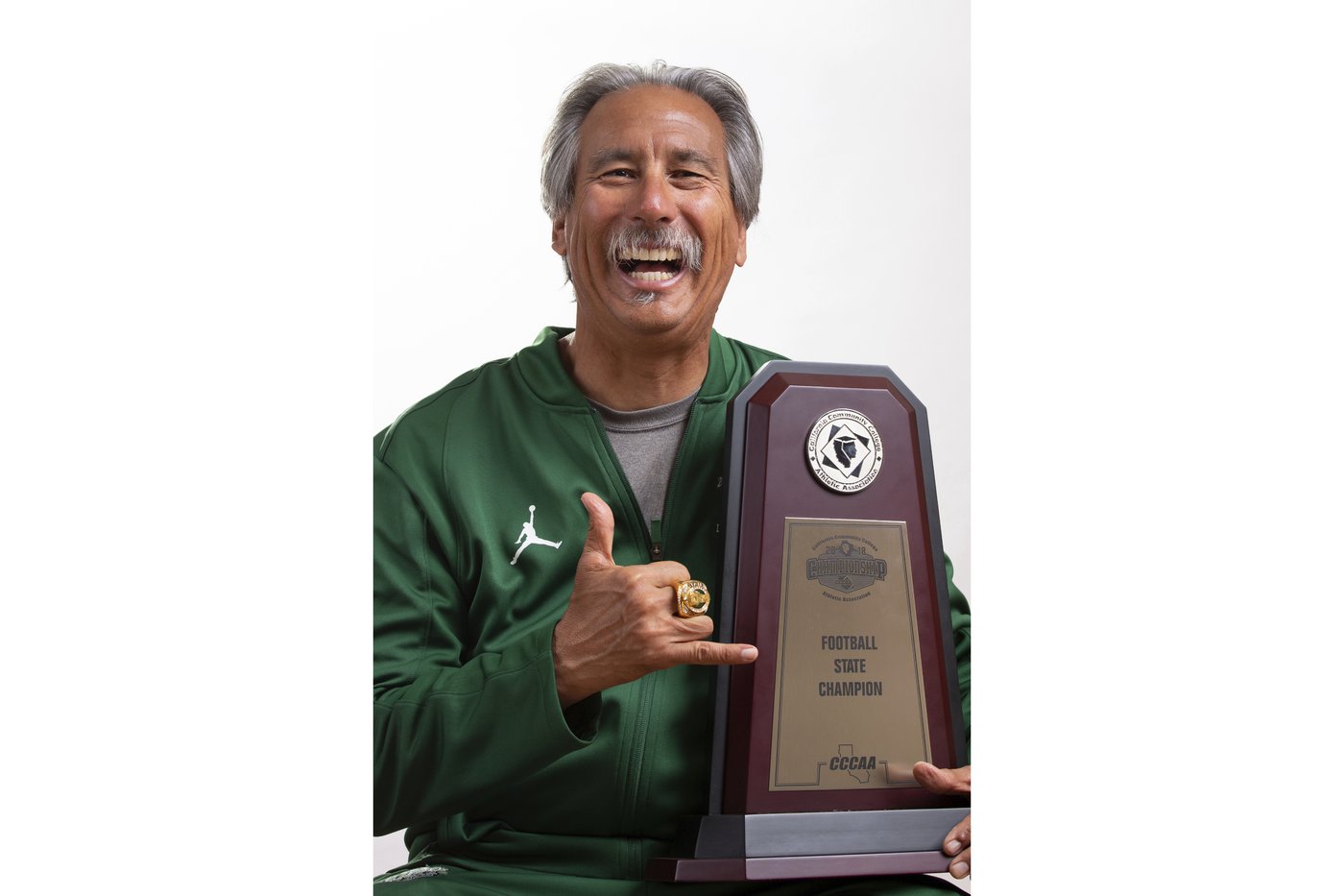 College football coach John Beam from ‘Last Chance U’ has died after being shot | iNFOnews.ca College football coach John Beam from ‘Last Chance U’ has died after being shot | iNFOnews.ca