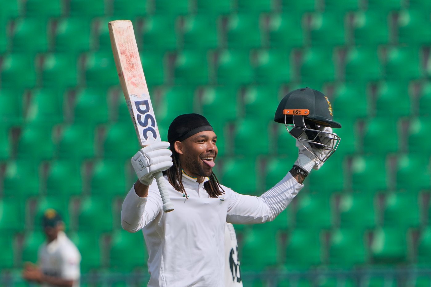 Noman's six wickets give Pakistan a big lead over South Africa in 1st cricket test | iNFOnews.ca Noman's six wickets give Pakistan a big lead over South Africa in 1st cricket test | iNFOnews.ca