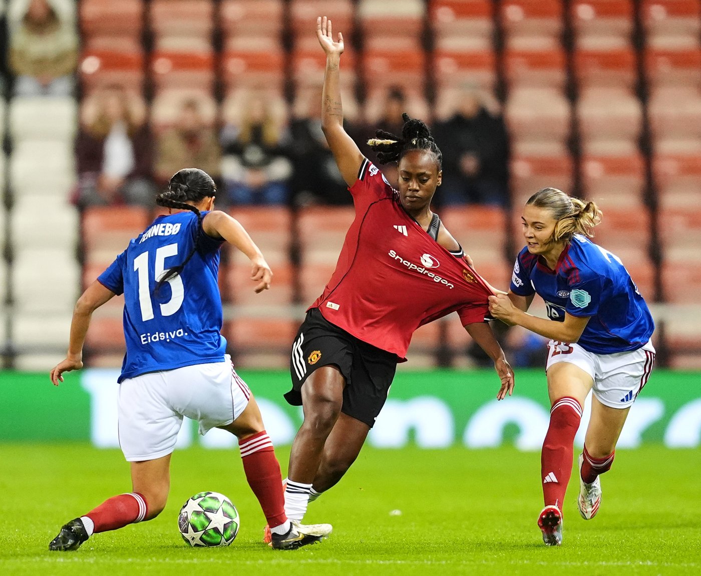 Chelsea held at Twente in Women's Champions League, Real Madrid and Atletico hit six in big wins | iNFOnews.ca Chelsea held at Twente in Women's Champions League, Real Madrid and Atletico hit six in big wins | iNFOnews.ca