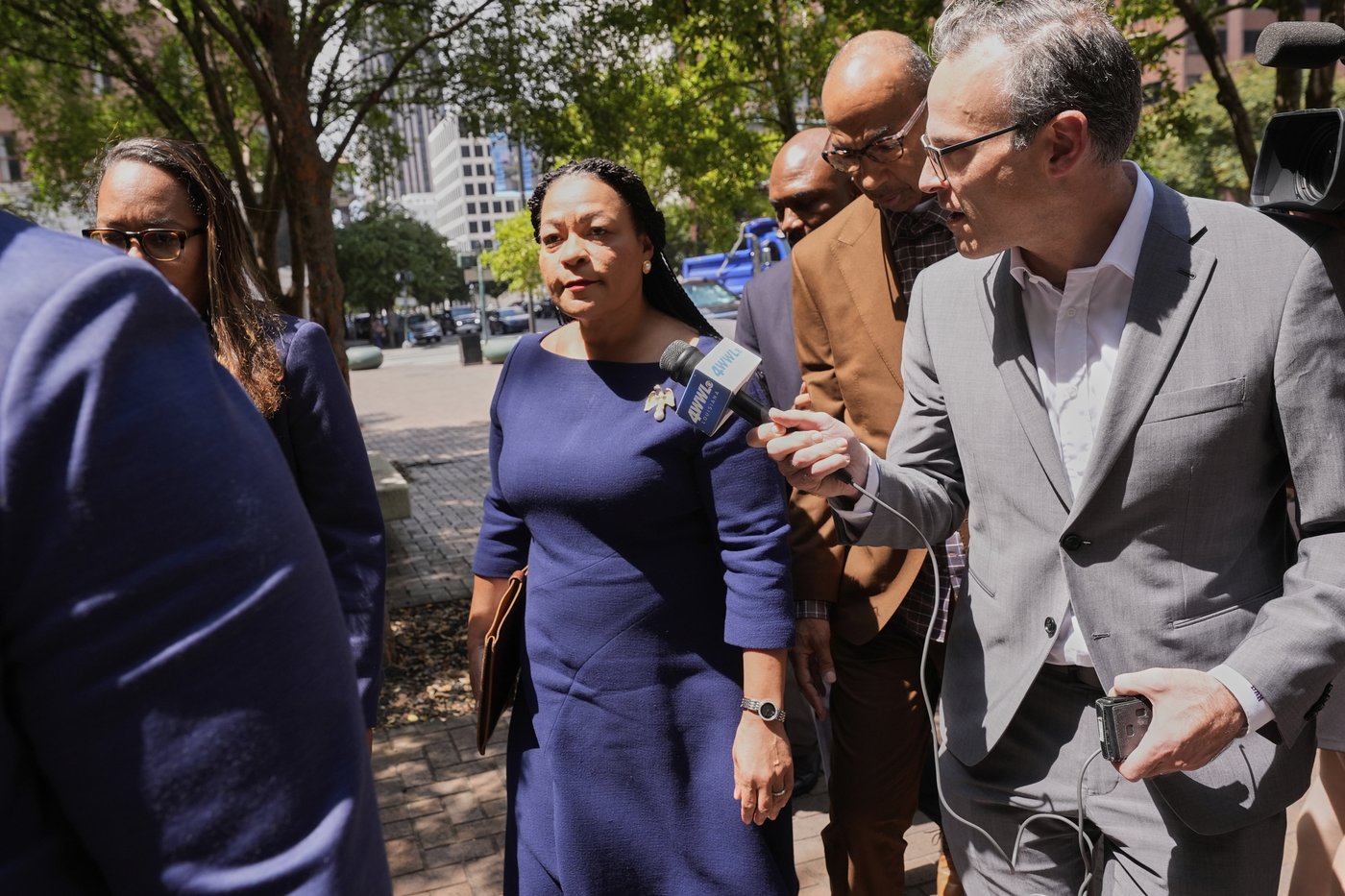 New Orleans mayor pleads not guilty on corruption charges tied to alleged affair | iNFOnews.ca