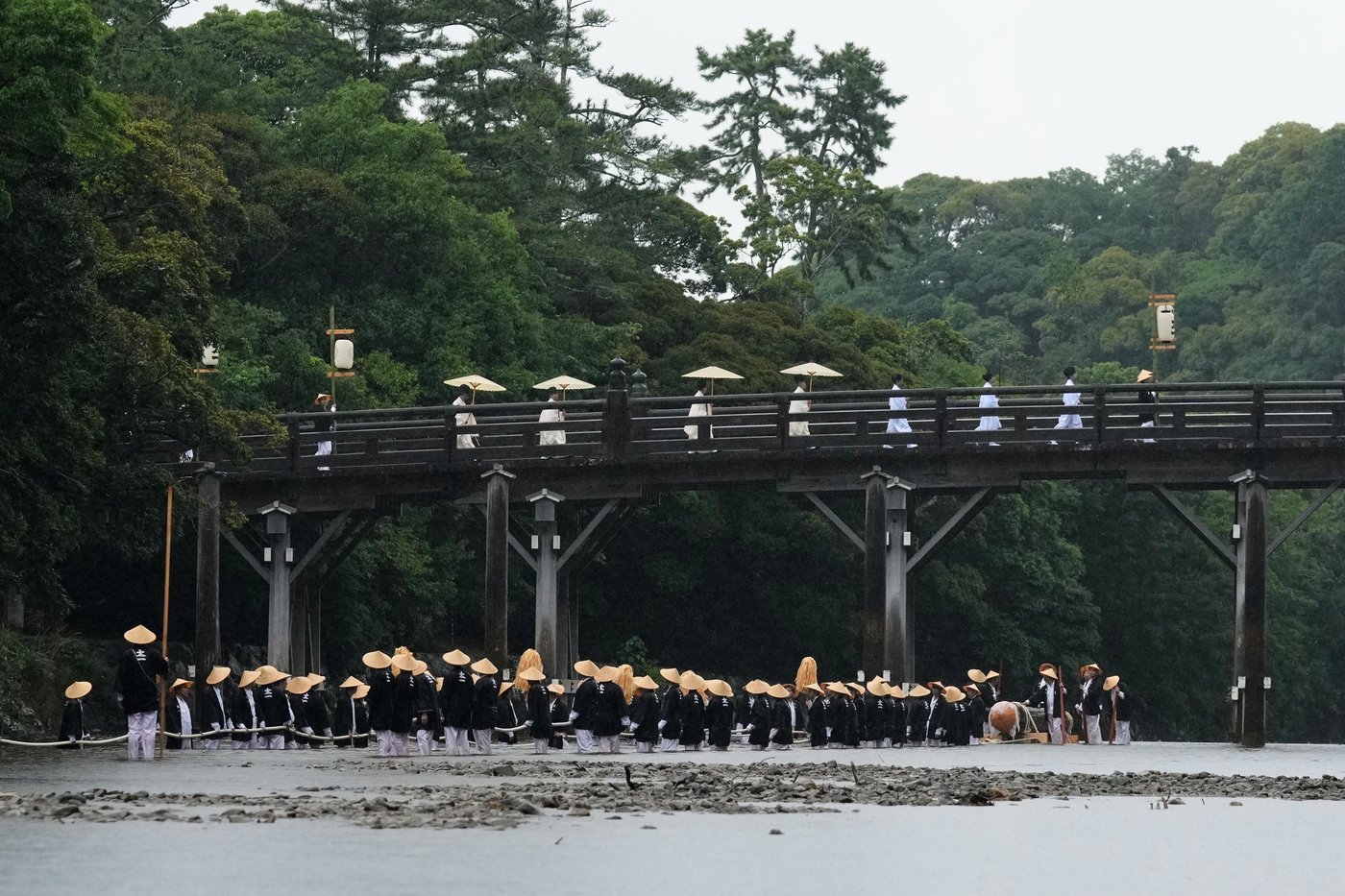 Photos show historic Japanese shrine that is torn down and rebuilt every 20 years | iNFOnews.ca
