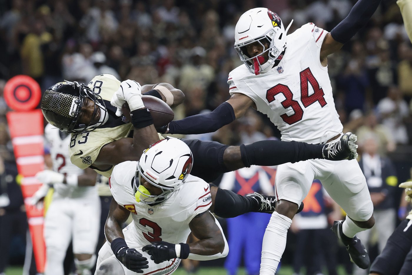 Murray throws 2 TD passes to help the Cardinals hold on 20-13 in Saints coach Moore's debut | iNFOnews.ca Murray throws 2 TD passes to help the Cardinals hold on 20-13 in Saints coach Moore's debut | iNFOnews.ca