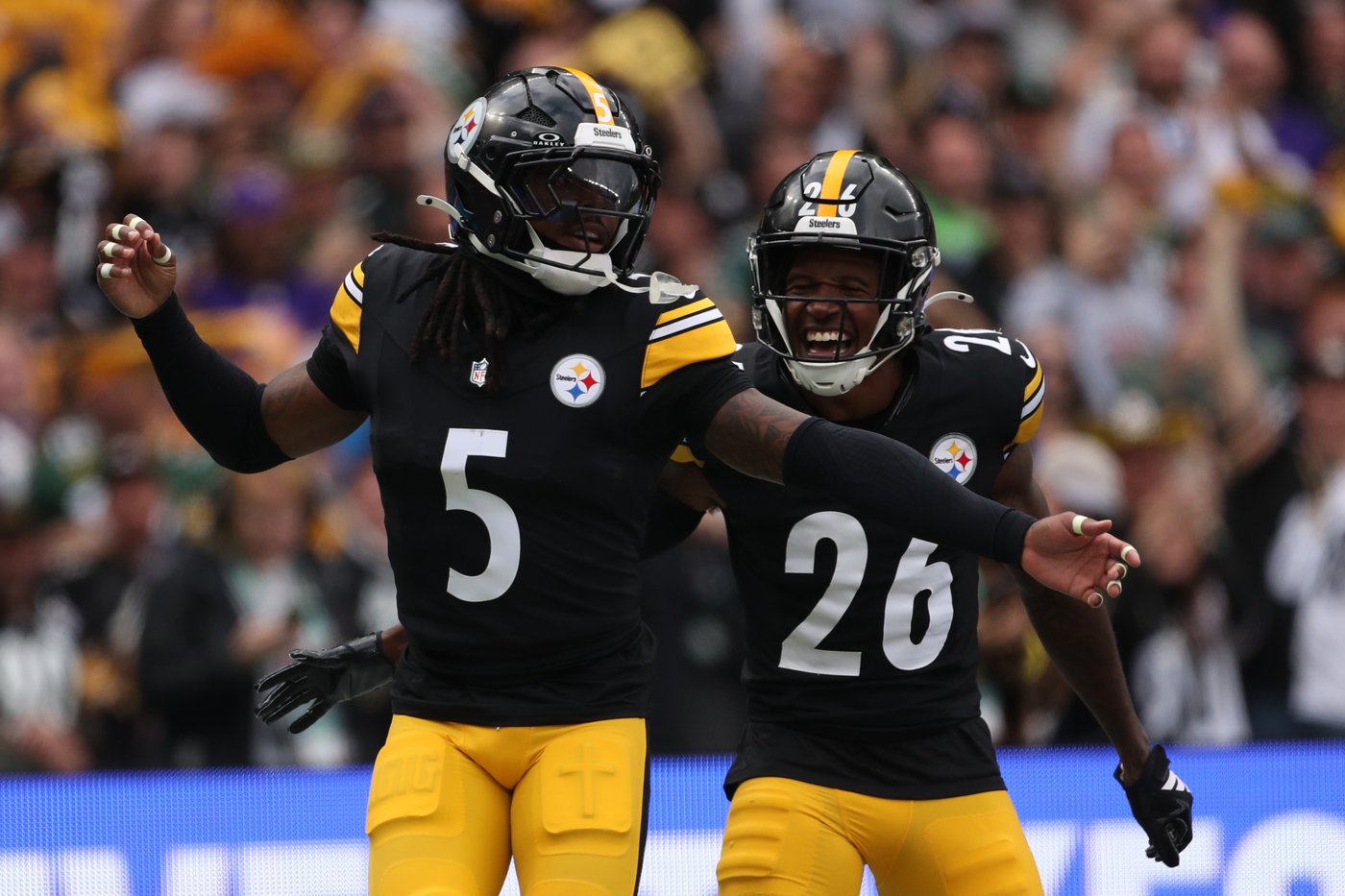 The Steelers are rested, healthy and in first place. Not that Mike Tomlin wants to talk about it | iNFOnews.ca