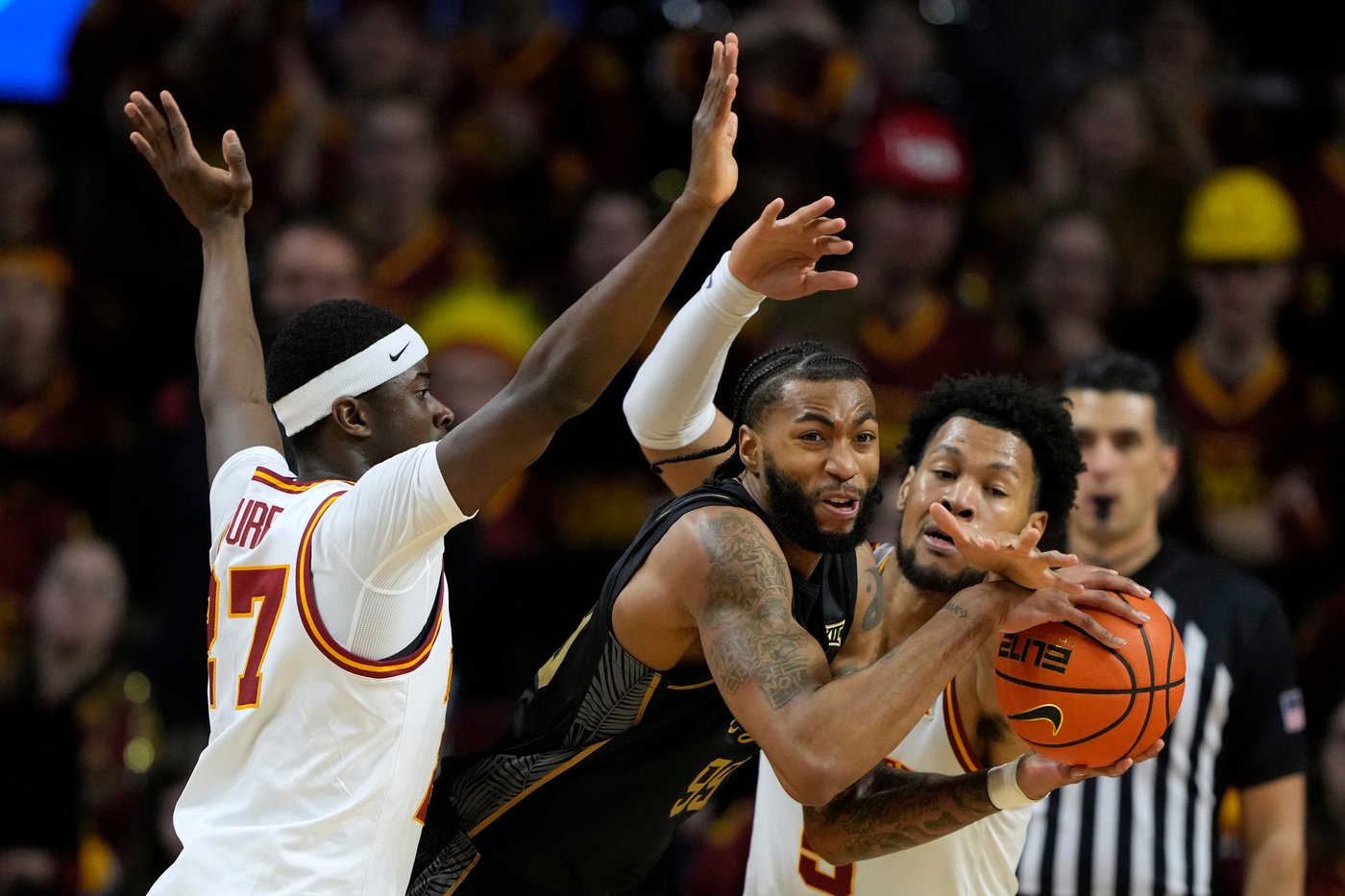 Joshua Jefferson's second triple-double leads No. 9 Iowa State over UCF 87-57 | iNFOnews.ca