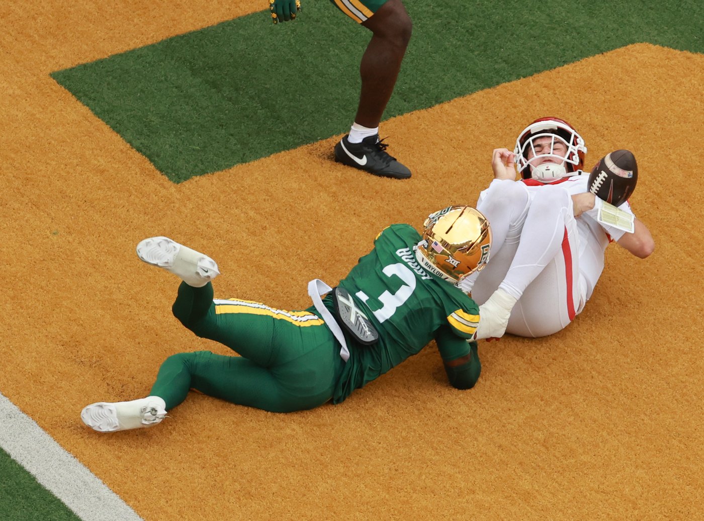 Conner Weigman accounts for 3 TDs as Houston wraps up 9-win regular season with 31-24 win at Baylor | iNFOnews.ca Conner Weigman accounts for 3 TDs as Houston wraps up 9-win regular season with 31-24 win at Baylor | iNFOnews.ca