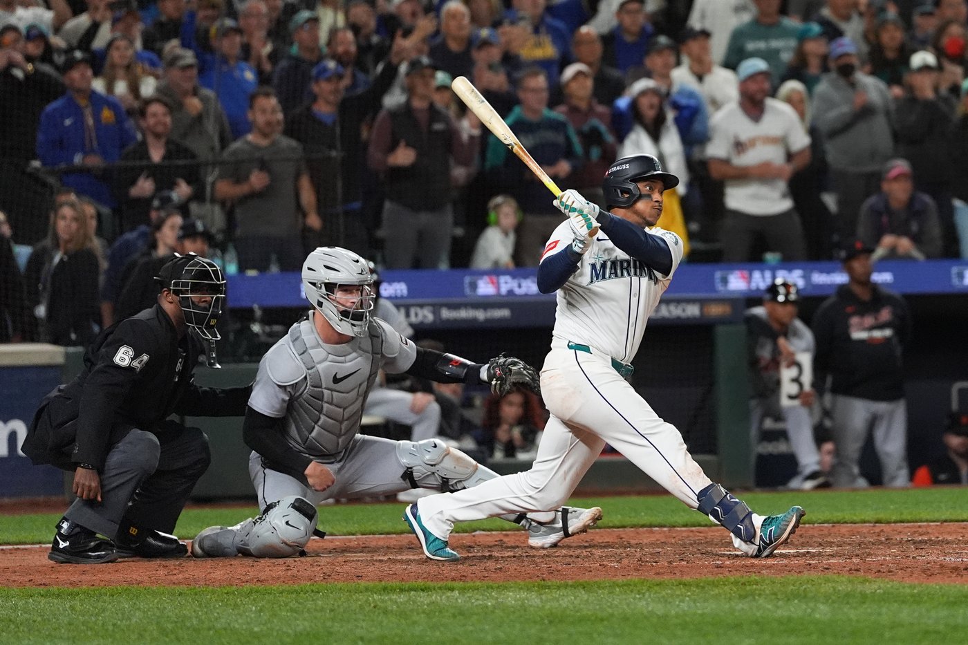 Polanco hits winning single in the 15th inning as the Mariners beat the Tigers to advance to ALCS | iNFOnews.ca Polanco hits winning single in the 15th inning as the Mariners beat the Tigers to advance to ALCS | iNFOnews.ca