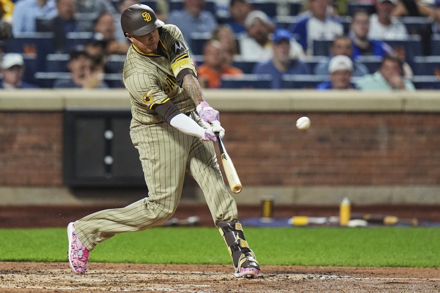 Machado the man for bases-loaded moments as his 14th grand slam powers Padres past Mets | iNFOnews.ca