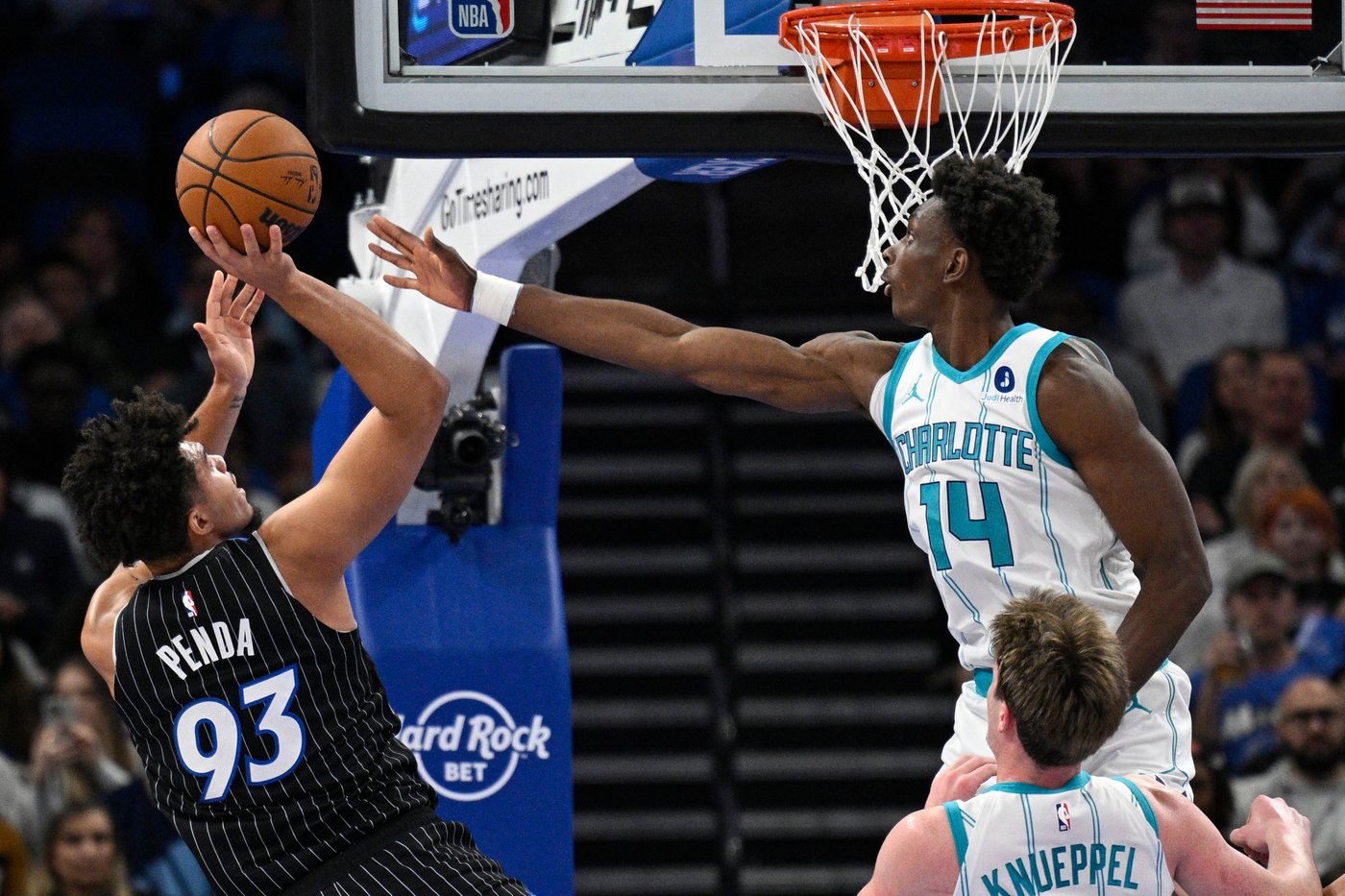 Ball back in starting lineup, helps spark fast start as the Hornets beat Magic 124-97 | iNFOnews.ca Ball back in starting lineup, helps spark fast start as the Hornets beat Magic 124-97 | iNFOnews.ca
