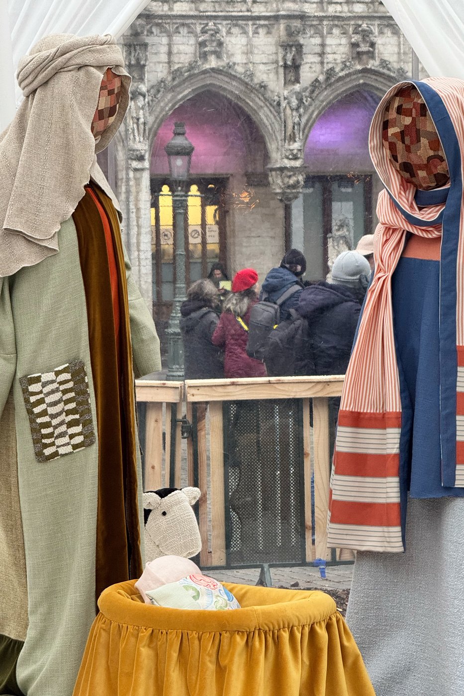 A controversial infant Jesus is stolen from a Belgian Nativity scene | iNFOnews.ca