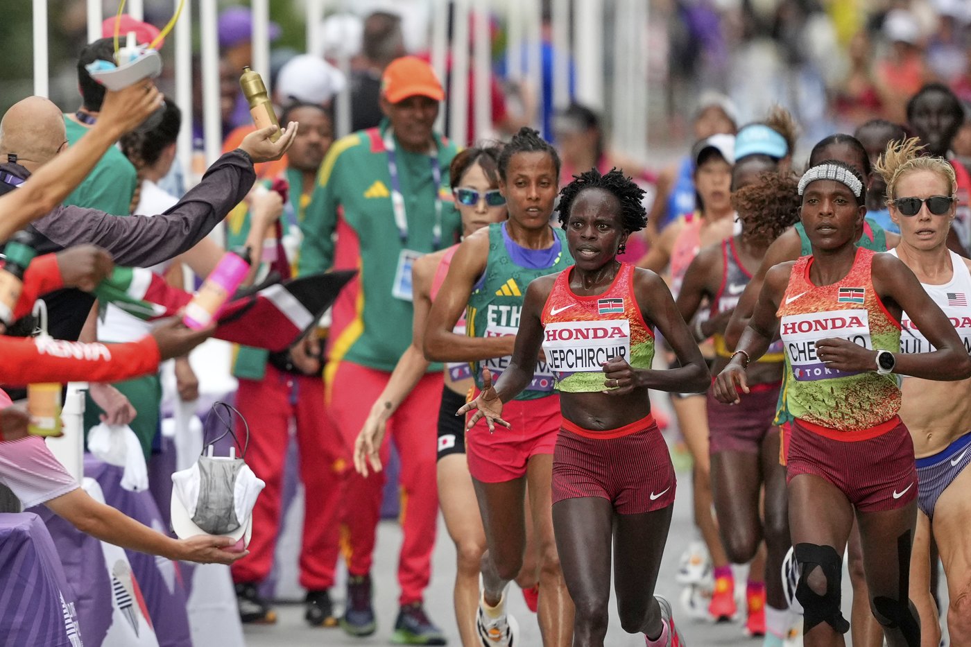 Photo highlights from Day 2 of the world athletics championships in Tokyo | iNFOnews.ca