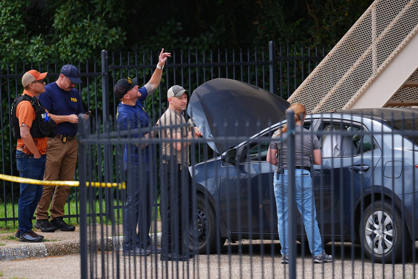 Motive of shooter who officials say opened fire at Dallas ICE facility remains unclear | iNFOnews.ca
