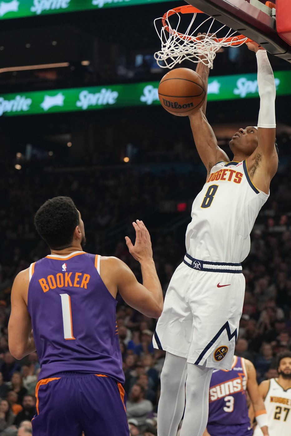 Jokic scores 26 and Murray adds 24 to lead the hot-shooting Nuggets past the Suns 130-112 | iNFOnews.ca
