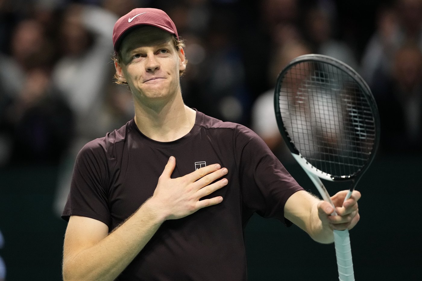Sinner reclaims No. 1 ranking after beating Auger-Aliassime in Paris Masters final | iNFOnews.ca Sinner reclaims No. 1 ranking after beating Auger-Aliassime in Paris Masters final | iNFOnews.ca
