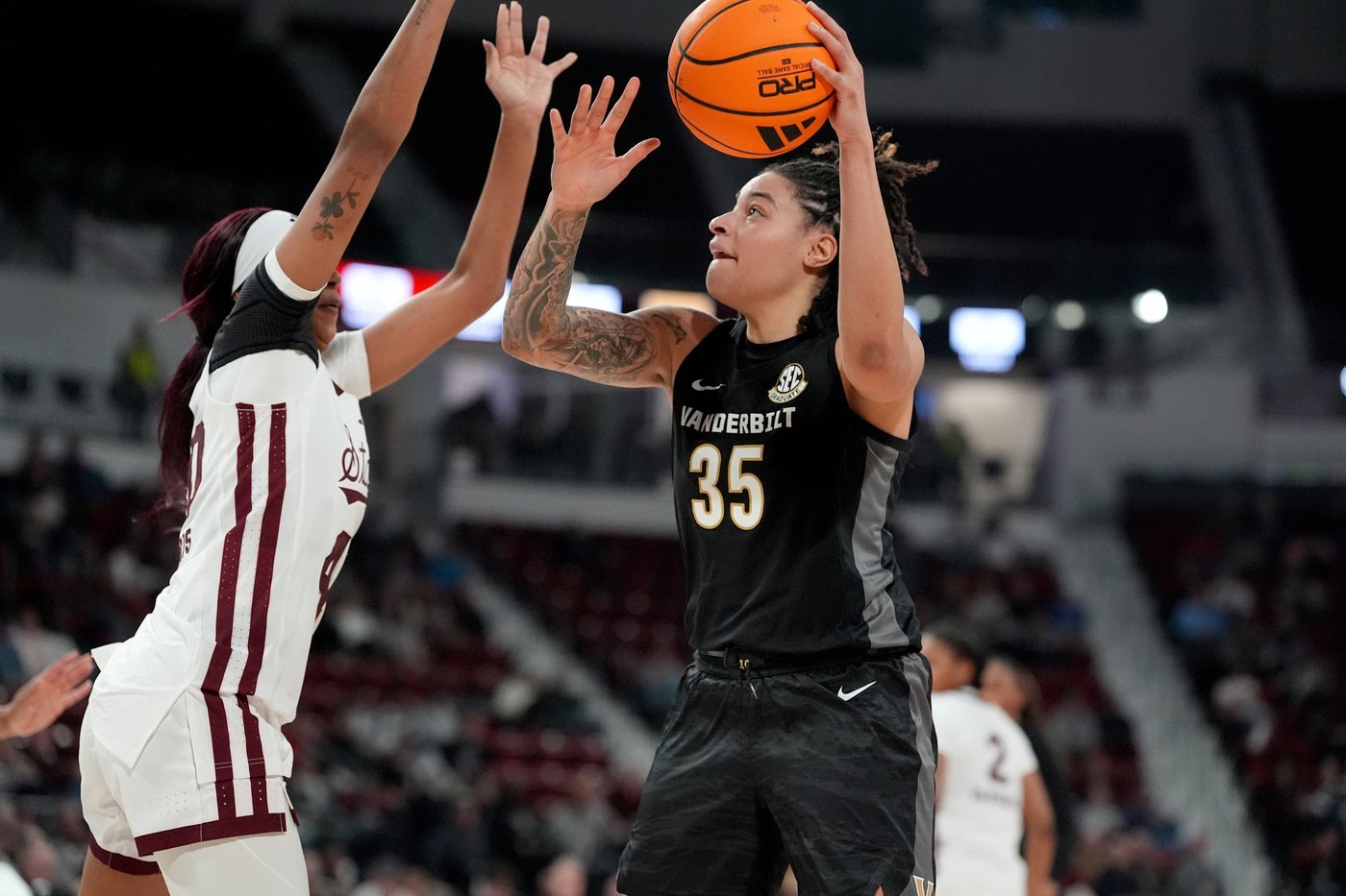 Blakes scores 38 points, No. 5 Vanderbilt beats Mississippi State for first 18-0 start | iNFOnews.ca