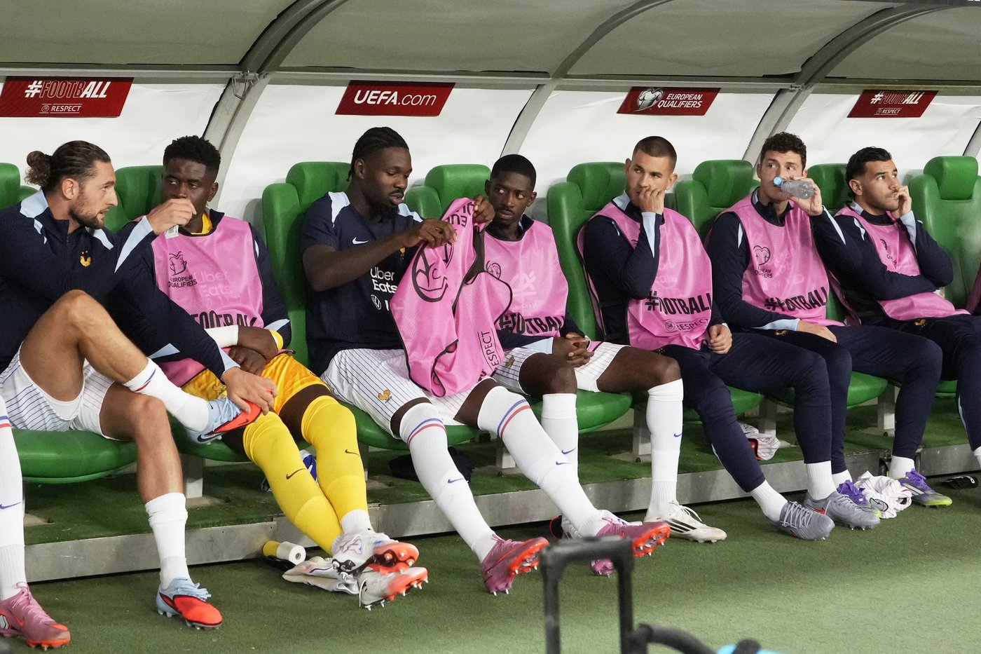 France coach defends decision to play Dembélé and Doué after both PSG stars got injured | iNFOnews.ca