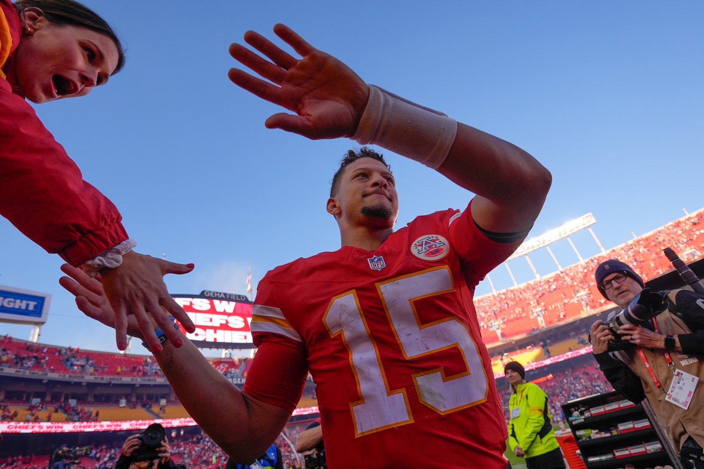 Mahomes comes home to Texas as playoff-chasing Chiefs and Cowboys meet on Thanksgiving | iNFOnews.ca