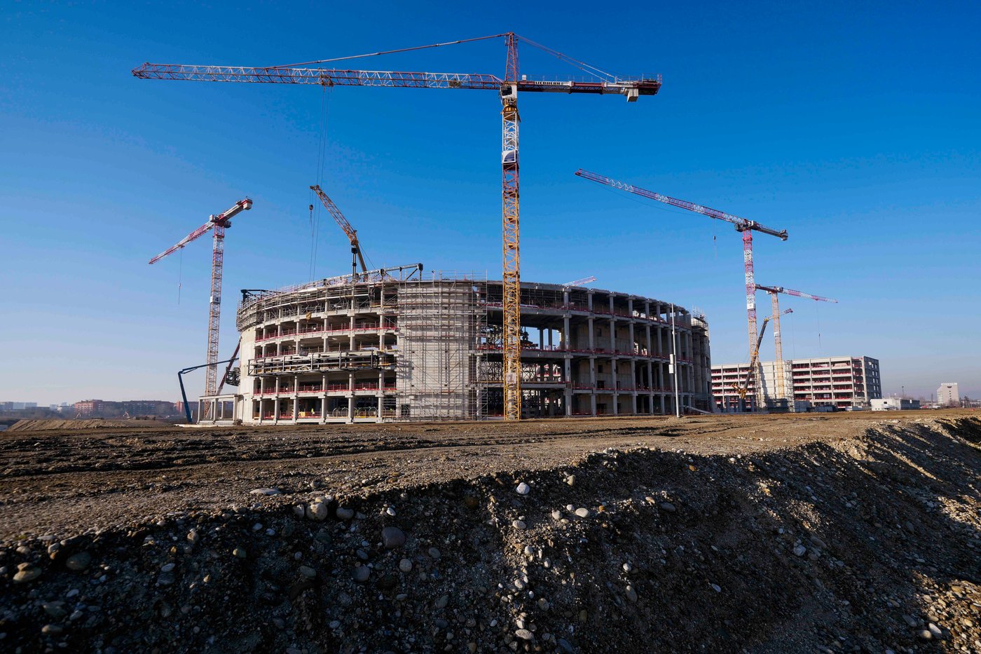 NHL players may have to compete on untested ice due to construction delays for Olympics in Milan | iNFOnews.ca