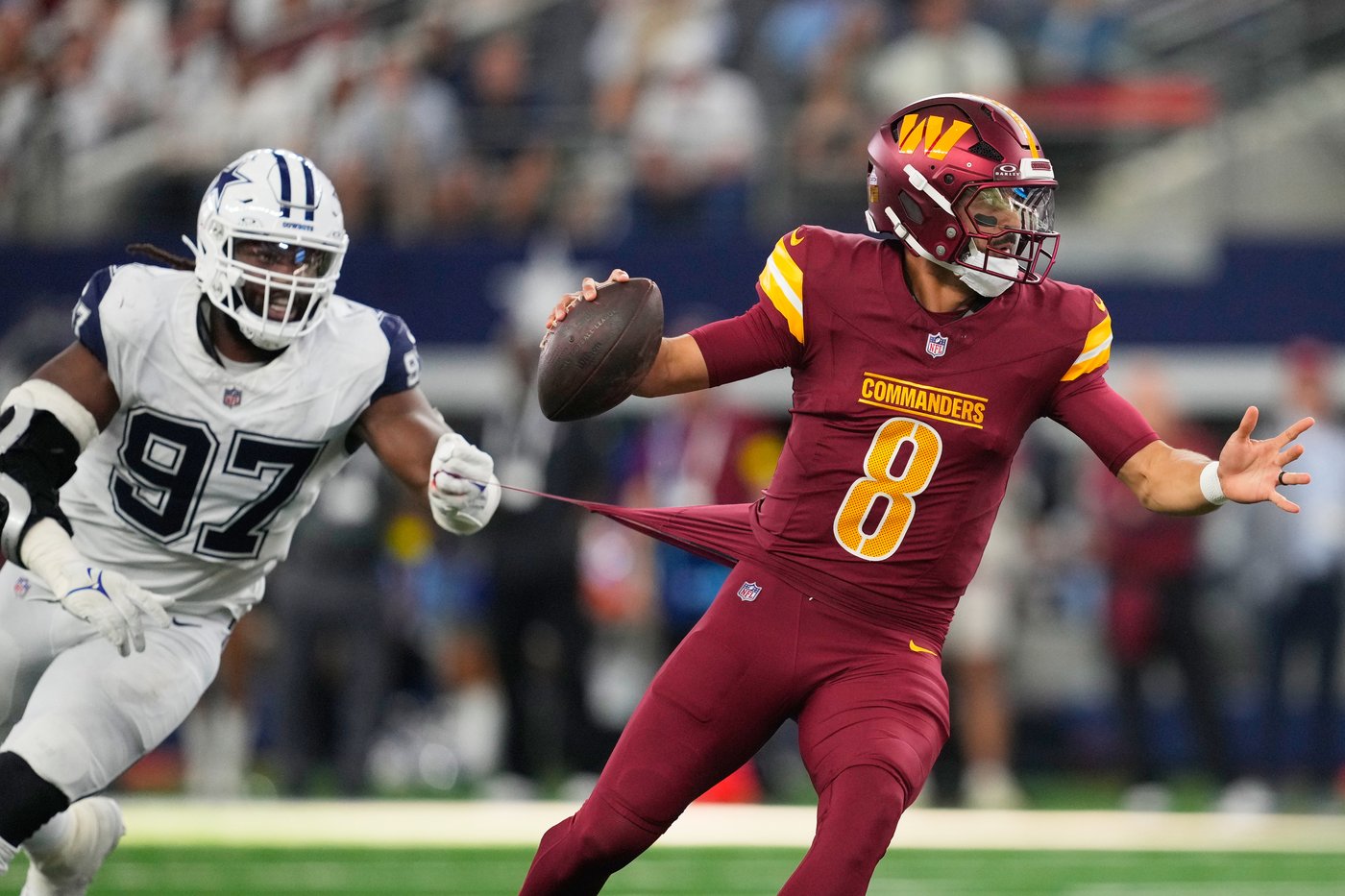 Lamb has a 74-yard TD catch and Bland gets a pick-6 as Cowboys beat Commanders 44-22 | iNFOnews.ca Lamb has a 74-yard TD catch and Bland gets a pick-6 as Cowboys beat Commanders 44-22 | iNFOnews.ca