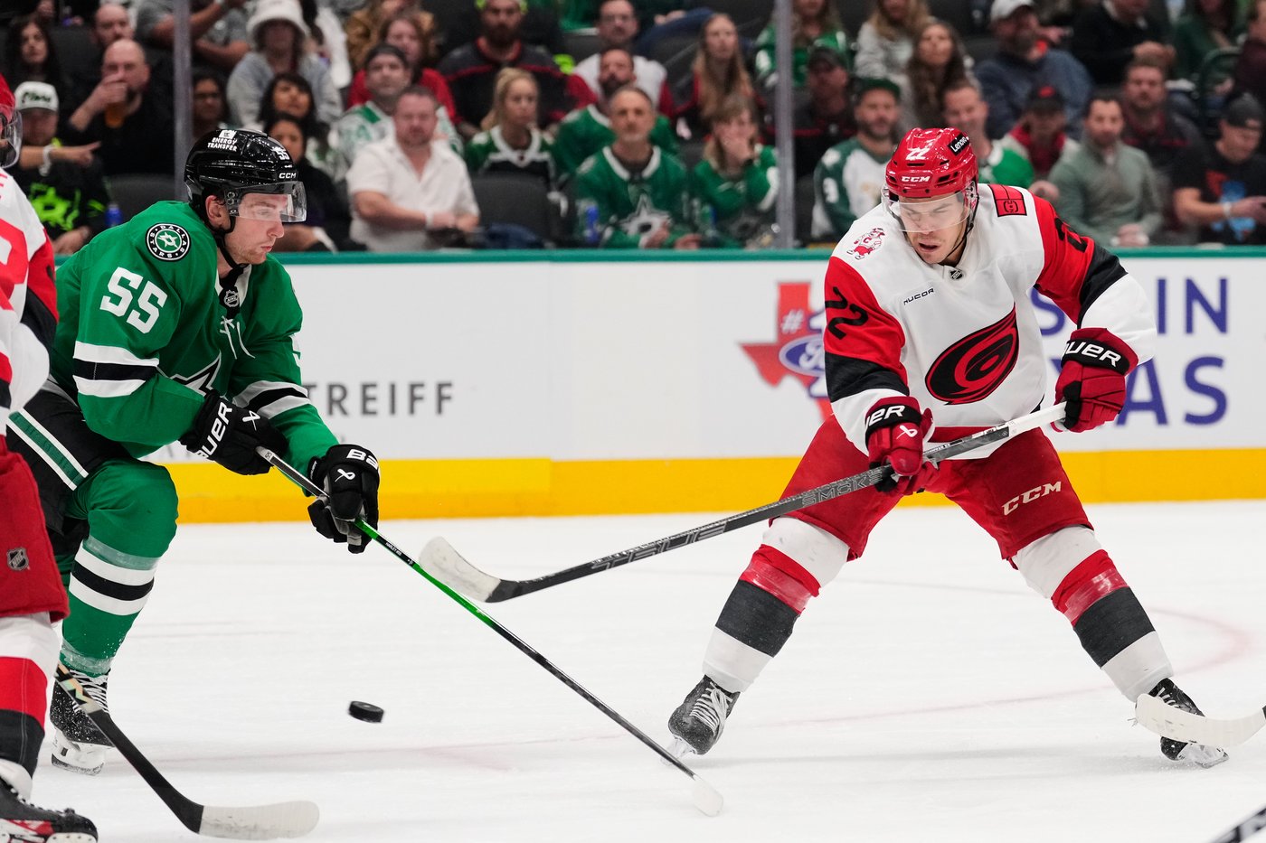 Heiskanen scores twice as Stars rally to beat Hurricanes 3-2 | iNFOnews.ca Heiskanen scores twice as Stars rally to beat Hurricanes 3-2 | iNFOnews.ca