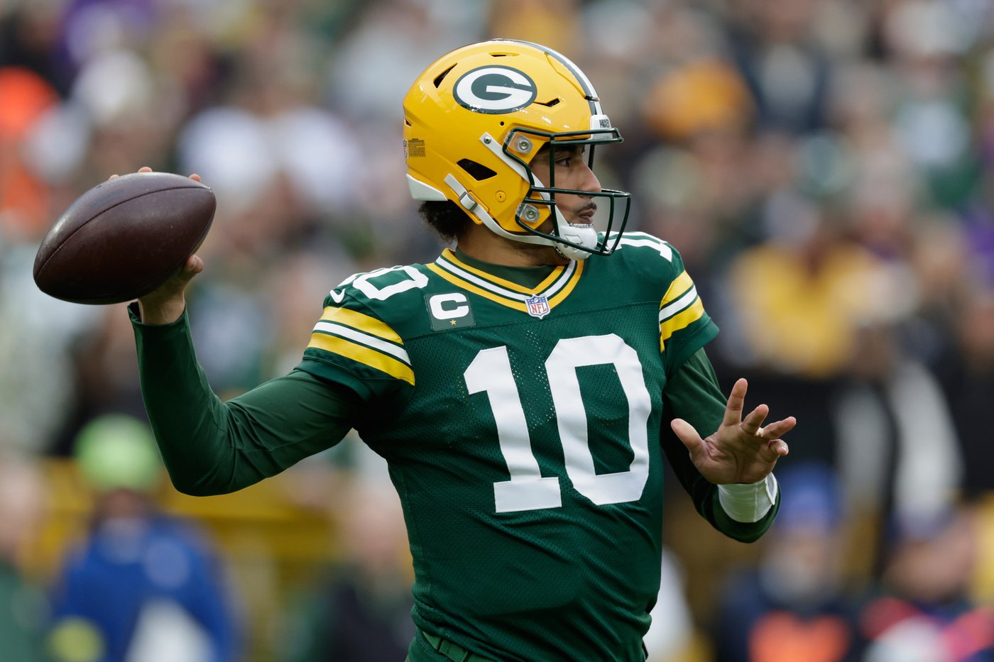 Packers' Jordan Love says injury to his non-throwing shoulder shouldn't limit his effectiveness | iNFOnews.ca