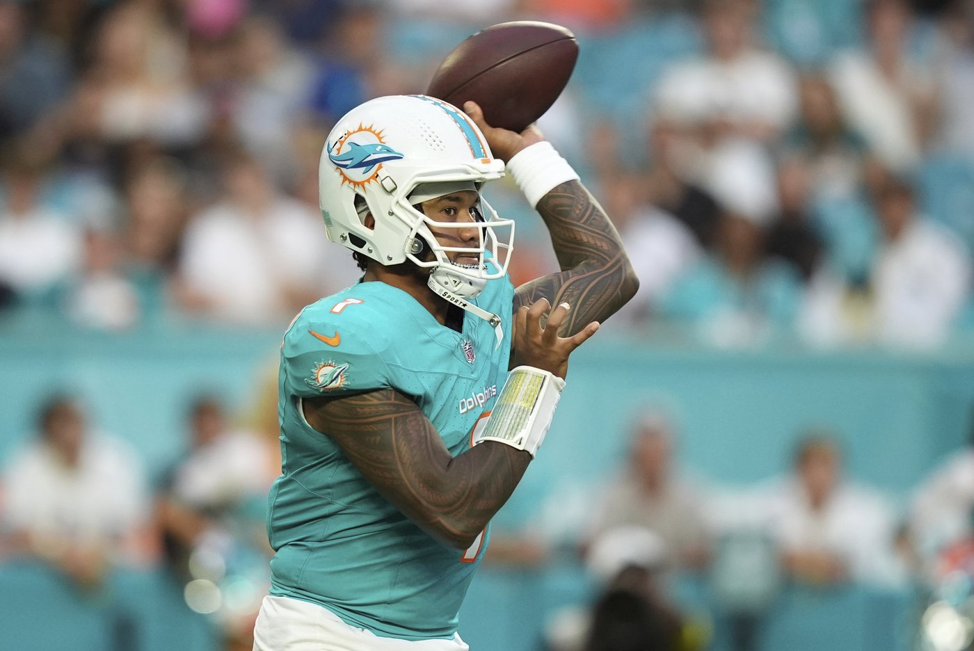 Tyreek Hill on Dolphins' pressure to win: 'If we don’t do it this year, then when?' | iNFOnews.ca