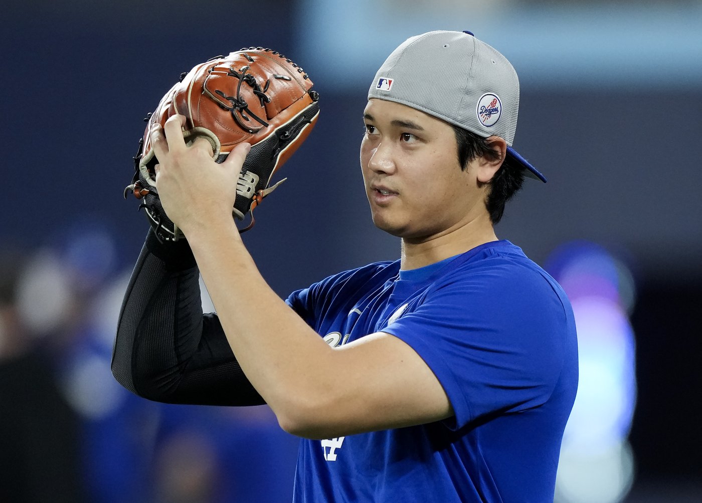 Photo Gallery: Blue Jays and Dodgers practice ahead of Game 6 of World Series | iNFOnews.ca