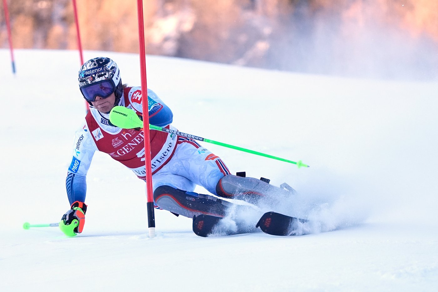 Norwegian skier Timon Haugan wins Val d'Isere slalom | iNFOnews.ca Norwegian skier Timon Haugan wins Val d'Isere slalom | iNFOnews.ca