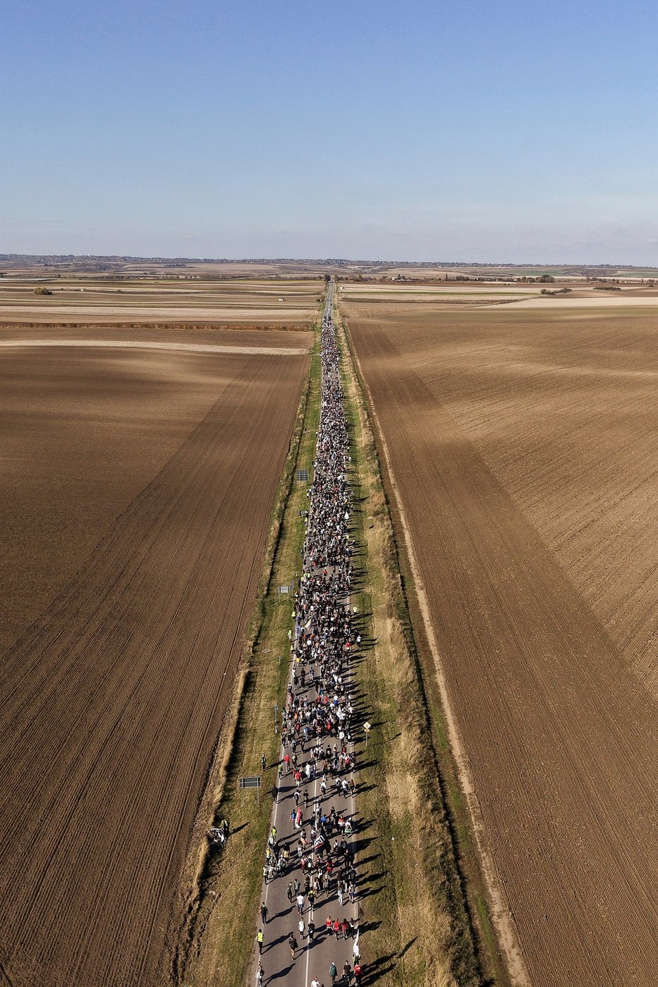 See the world in vertical: Top photos by AP's photojournalists in 2025 | iNFOnews.ca