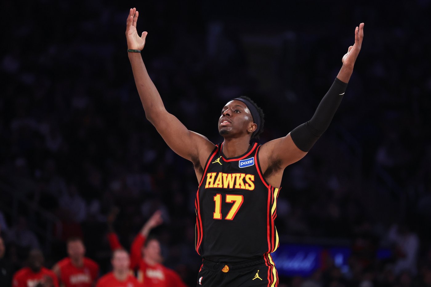 Johnson has another triple-double and the Hawks beat the Knicks 111-99 | iNFOnews.ca