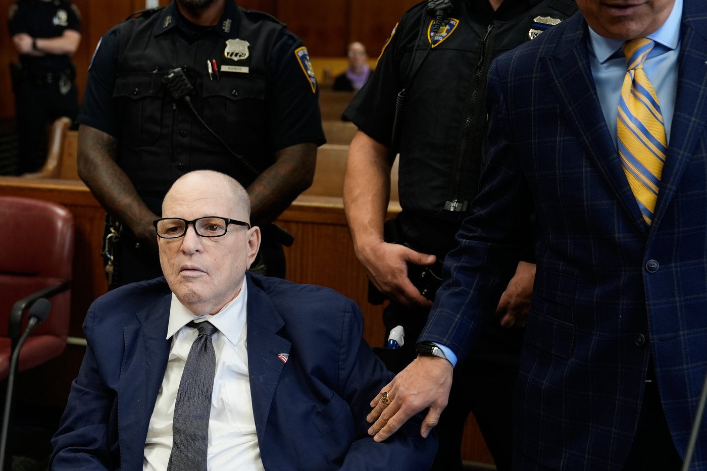 Harvey Weinstein weighs plea on rape charge but insists he 'never assaulted anyone' | iNFOnews.ca